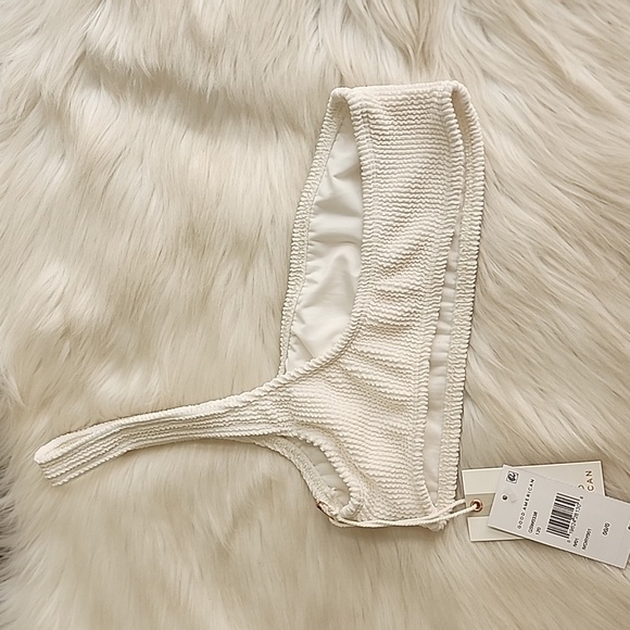GOOD AMERICAN One Shoulder Always Fits Bikini Top in Ivory Size 00/0 (NWT) - Picture 7 of 13